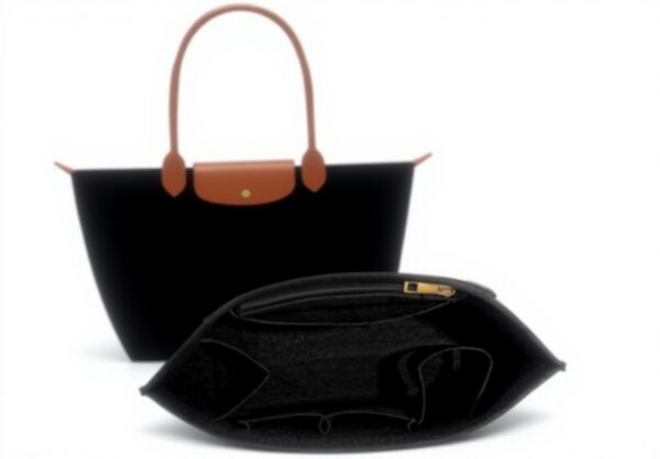 Organiseur sac Longchamp Le Pliage feutre noir rangement